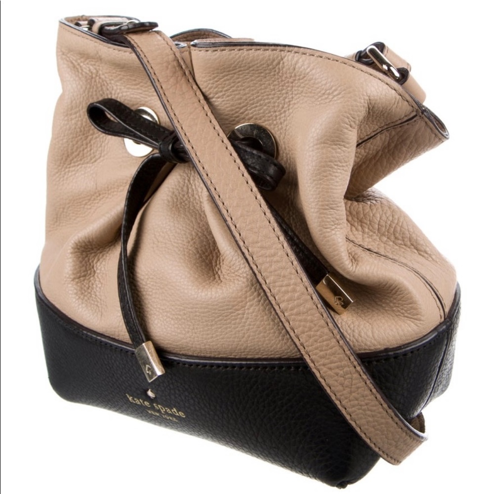 KATE SPADE ♠️ BAG 💼 - Picture 3 of 9